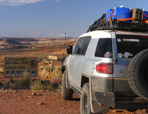 Dale's FJ Cruiser at the Horseshoe Canyon trailhead